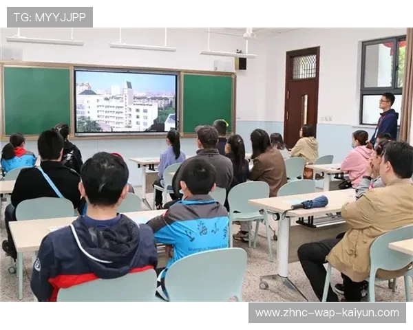 多校设置“社团开放日”展示学生学习成果与安全流程
